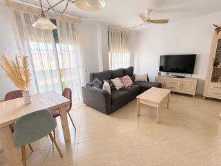 Etagenwohnung in Casco Antiguo Sur