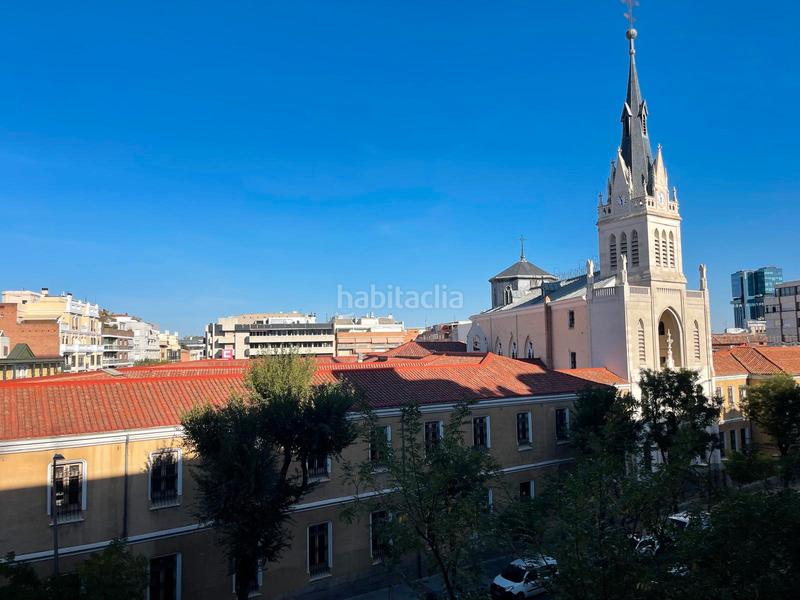 Foto b1dd4ff0-478e-4a31-9442-c5a32fc197c9. Pis amb calefacció aparcament a Almagro Madrid