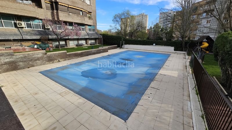 Foto 01a6488c-a2ff-4f2b-a776-d266786dd6bd. Pis a calle torrelaguna 123 a San Juan Bautista Madrid
