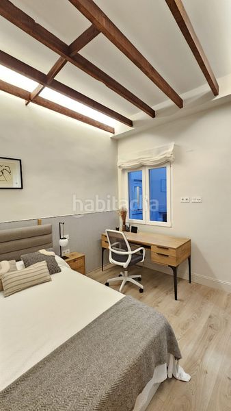 Foto 83898846-5215-4ba9-a1a2-f06370f27791. Àtic amb xemeneia calefacció aparcament a Almagro Madrid