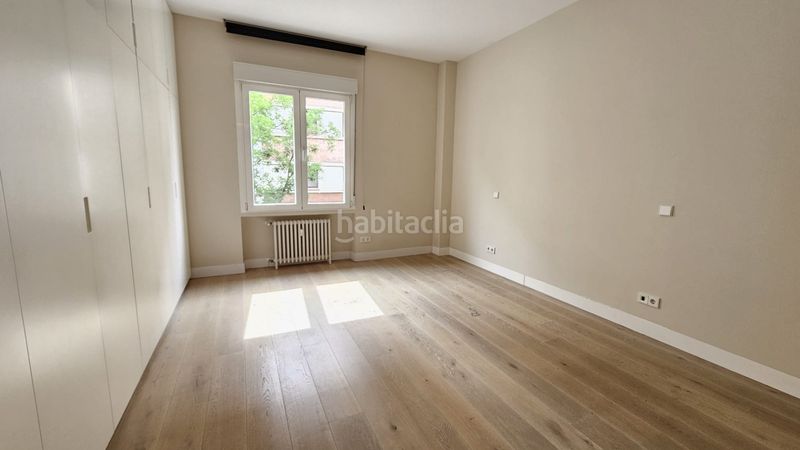 Foto 04144428-aa66-4c68-af3e-fc9e0c87d9c6. Pis amb calefacció aparcament a Castellana Madrid