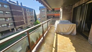 Etagenwohnung  Calle de arturo soria 31. Amplio piso en la mejor zona de madrid
