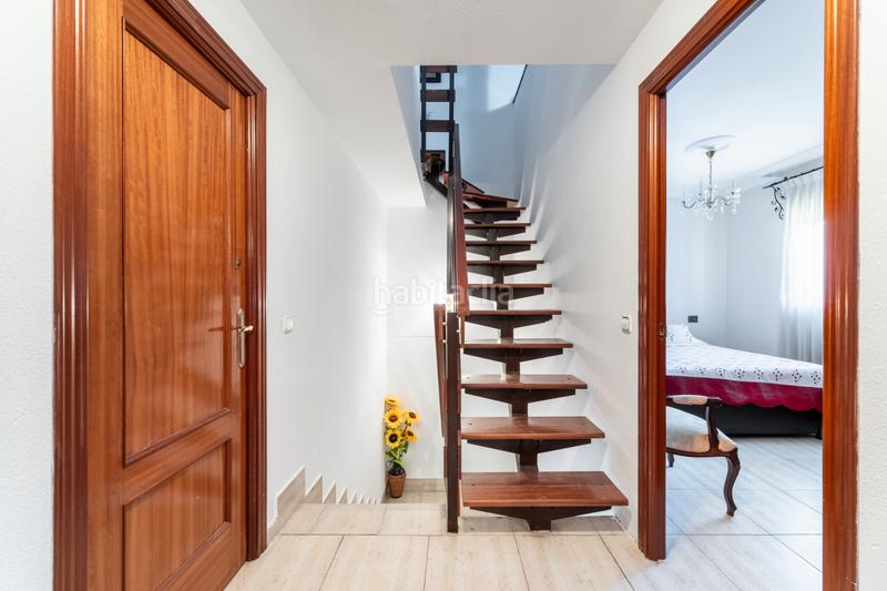 Foto ebeffda3-75b8-4fee-9c64-dd2e48ff6dfe. Chalet mit parking in Ensanche Alcalá de Henares