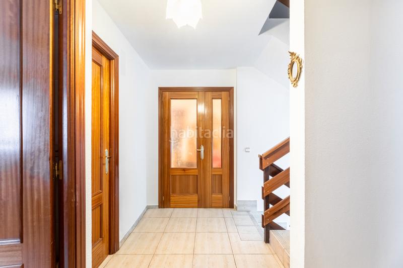 Foto b1e0be58-5ff5-4cb0-893f-98247530cf74. Chalet with parking in Ensanche Alcalá de Henares