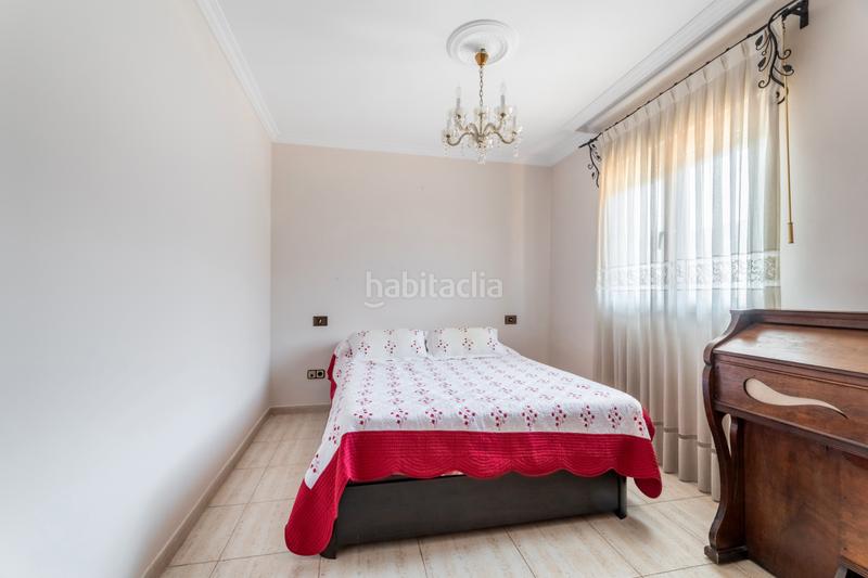 Foto 0b69566b-f514-4fe8-9a08-d4a2a2d45ae9. Xalet amb aparcament a Ensanche Alcalá de Henares