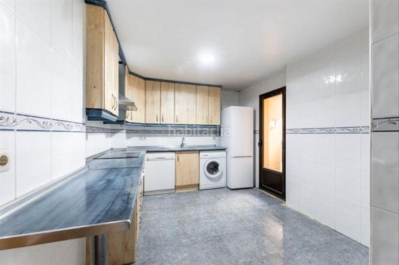 Foto 433edb80-5246-4ba5-8e9f-73de879430e3. Flat with heating parking in Torrejón de la Calzada