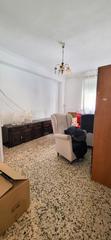 Pis a Calle fernán caballero 17. Piso a la venta de tres dormitorios con ascensor en zona de comi