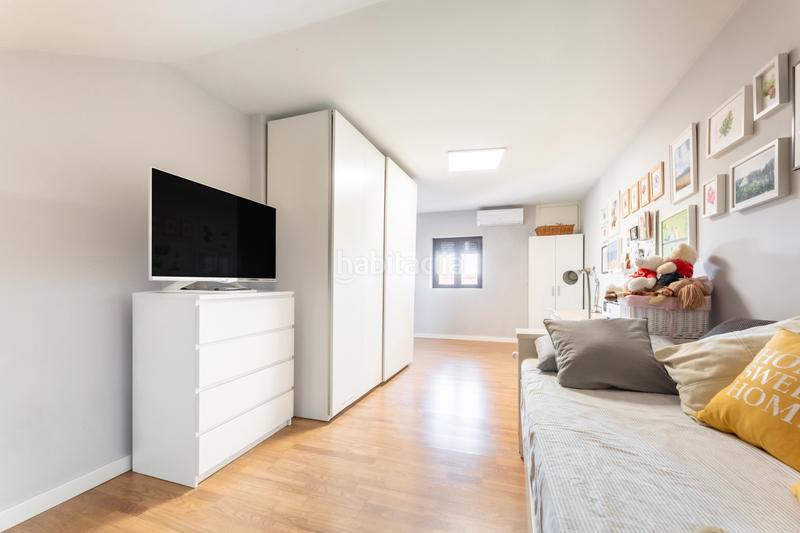 Foto 091154be-d3eb-4f02-8f88-87a78ac19f1a. Casa pareada magnífico chalet pareado en Valdeolmos - Alalpardo