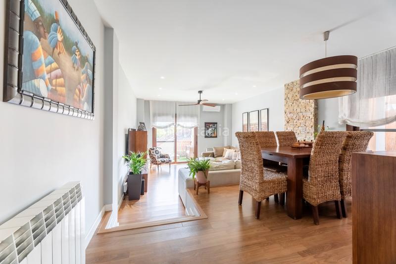 Foto 5dddf89d-15b1-4879-b6e0-803cfe86269a. Casa pareada magnífico chalet pareado en Valdeolmos - Alalpardo