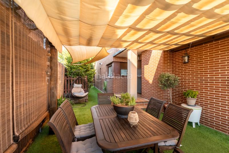 Foto c5f4013c-1b96-43b8-b8e2-2704c5c43079. Casa pareada magnífico chalet pareado en Valdeolmos - Alalpardo