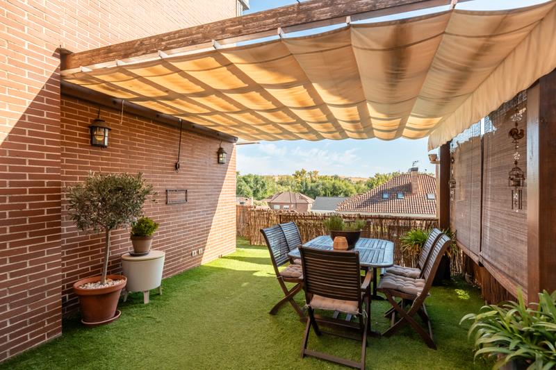 Foto fe907189-93f1-4c30-ae53-de0391459cd3. Casa pareada magnífico chalet pareado en Valdeolmos - Alalpardo