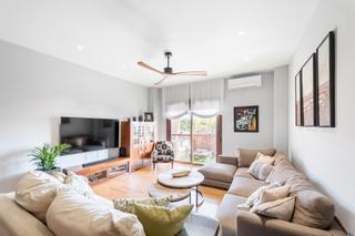 Casa aparellada en Valdeolmos - Alalpardo. Magnfico chalet pareado