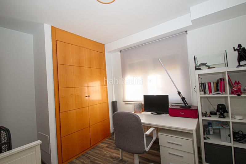 Foto 683aaf0c-6f95-4eef-9675-0003435a4fd3. Xalet amb xemeneia calefacció aparcament piscina a Mataelpino