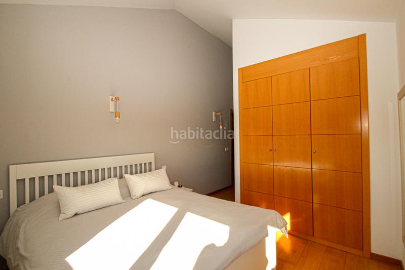 Foto f26faa4d-935f-4bde-9c97-cc94bb2c4828. Xalet amb xemeneia calefacció aparcament piscina a Mataelpino