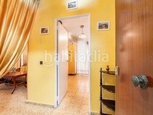 Foto 76796457-045e-47ca-9ff6-f66ce7387ab5. Piso  para reformar en Zarzaquemada Leganés