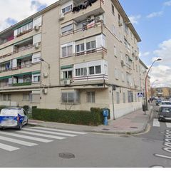Etagenwohnung  Calle leganés. Solo inversores. se vende vivienda con ocupación ilegal. no admi