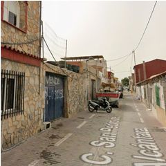 Casa  Calle san pedro de alcántara. Solo inversores. vivienda con ocupacion ilegal. no admite visita