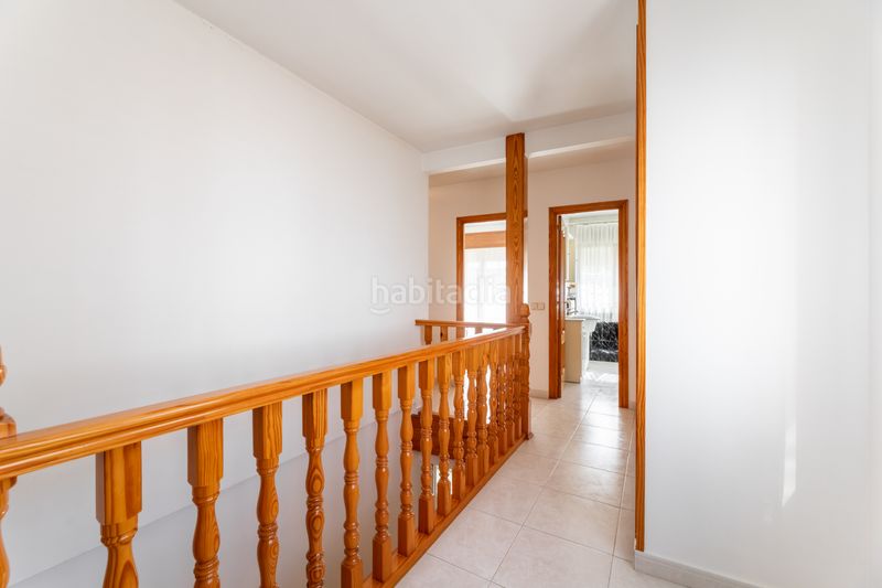 Foto b5ef2d93-e2e6-429a-adaa-4a2158035f9a. Casa adossada amb calefacció aparcament a Chiloeches