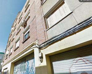 Appartamento  Calle de barrioverde. Piso reformado en zaragoza 74 m2 . ideal inversor para alquiler