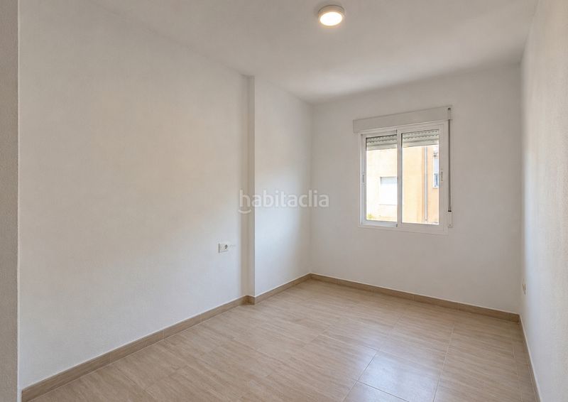 Foto c87d868d-1734-4a05-aefb-7e7f77d03fd1. Pis a Almendralejo