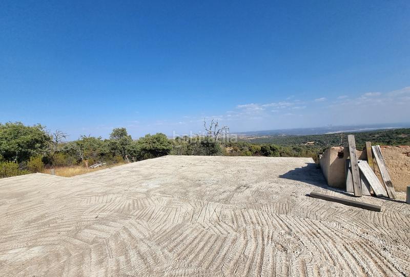 Foto c2463100-be6e-44d4-aee3-c9e669df87a3. Finca rústica en m-618 7 en San Crispín-La Estación Consorcio Colmenar Viejo