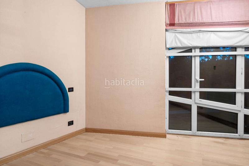 Foto c8f60d4a-ac3c-4a14-bbe1-2968380c0f0e. Chalet dans calle el berzalejo 15 dans Hoyo de Manzanares