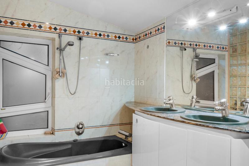 Foto da9d6c7d-be89-46a1-ae5e-aeefef49df35. Chalet dans calle el berzalejo 15 dans Hoyo de Manzanares