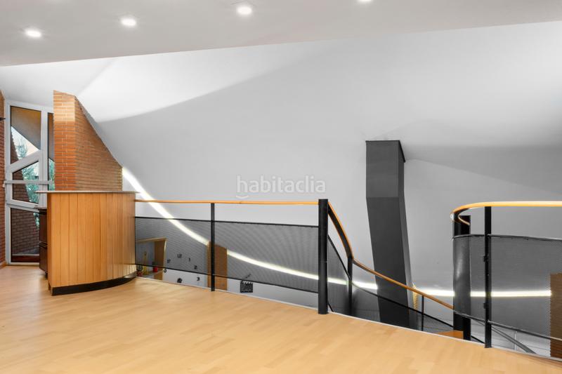 Foto adf7651f-dee9-483d-a463-53832c47d0d3. Chalet in calle el berzalejo 15 in Hoyo de Manzanares