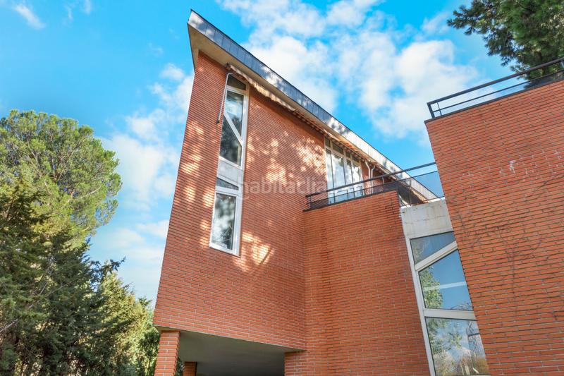 Foto 13916478-f3ea-4545-9a87-448892063540. Xalet a calle el berzalejo 15 a Hoyo de Manzanares