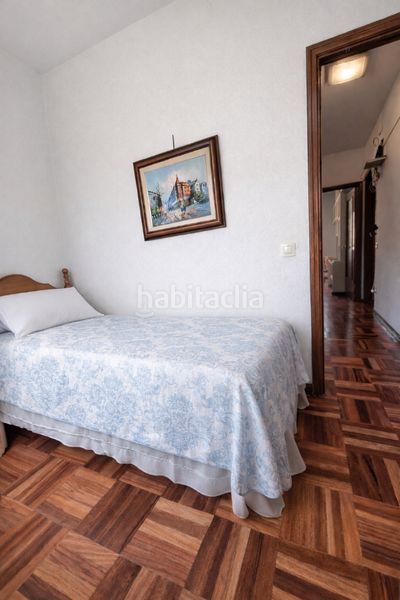 Foto a5555568-da4b-4b6d-9dcf-03aeb6cea3d2. Pis a calle de guadalete 8 a Comillas Madrid