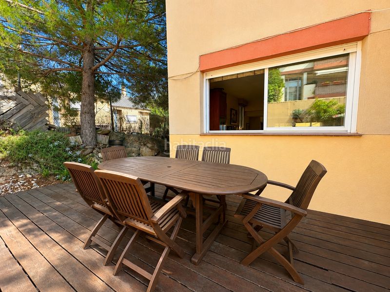 Foto f4579a38-e20f-4ca0-8cac-61d8f6bb41c3. Casa aparellada a calle del cedro 55 a Los Robles Torrelodones