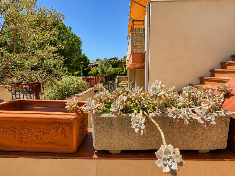 Foto d6333f93-13b0-4ace-a2f8-9d1a2559db4f. Casa pareada en Los Robles Torrelodones