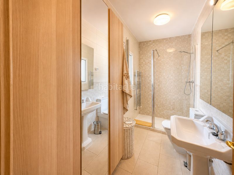 Foto 5c482fe2-585e-41eb-ab10-2caf1e147523. Location maison dans avenida de la paloma 45 dans Hoyo de Manzanares