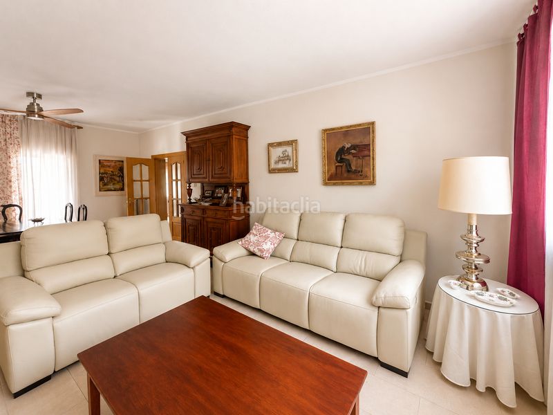 Foto e4dbb39e-3671-4b67-a387-103b3f5ef8d0. Location maison dans avenida de la paloma 45 dans Hoyo de Manzanares