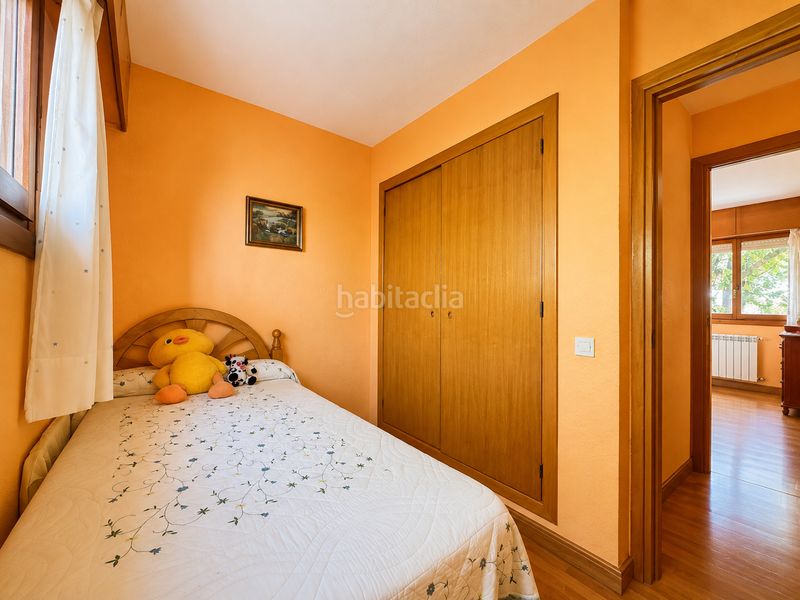 Foto 589ccd1c-a351-405c-976a-fa5a8686b065. Casa adossada a calle zarrazin 7 a Hoyo de Manzanares
