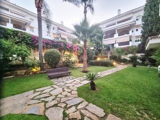 Pis a Urbanización Guadalmina Baja 317
