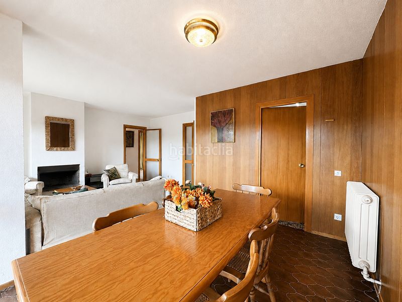Foto b2740574-2637-4684-a23f-d7ac1fdc8ec4. Casa aparellada a calle del arra 54 a Hoyo de Manzanares
