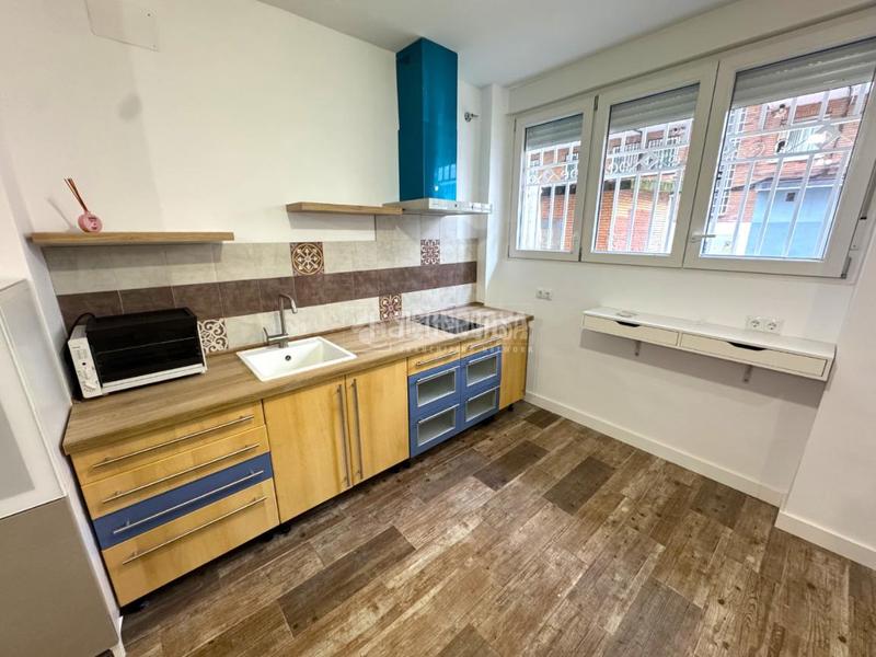 Foto c3726dd6-e9f5-43e6-872f-db75b8eecbbf. Pis a Caballería Española Alcalá de Henares