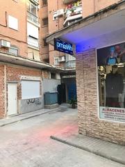Location Local commercial  Pesquera. Globalpiso torrejón alquila  local comercial con posibilidad de