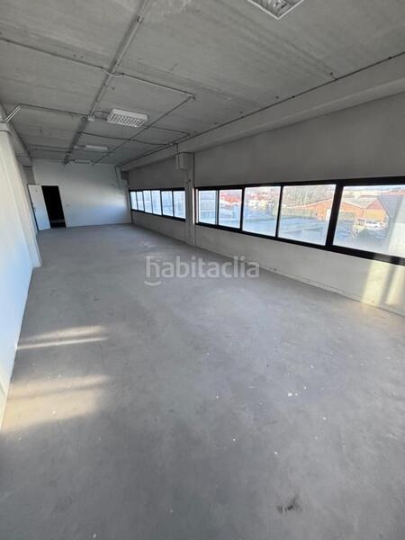 Foto 804bd1ee-0fa5-4992-a1ec-2a0b2aa70509. Location bâtiment à usage industriel dans Virgen del Rosario Torrejón de Ardoz