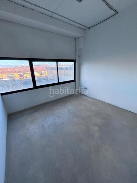 Foto d11ca77f-29a2-4757-aca0-1e41cc1b5dd3. Location bâtiment à usage industriel dans Virgen del Rosario Torrejón de Ardoz