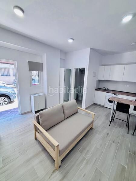 Foto d87d863c-c4d3-40b9-a1f2-4e0f1341d85d. Estudi a Centro Torrejón de Ardoz