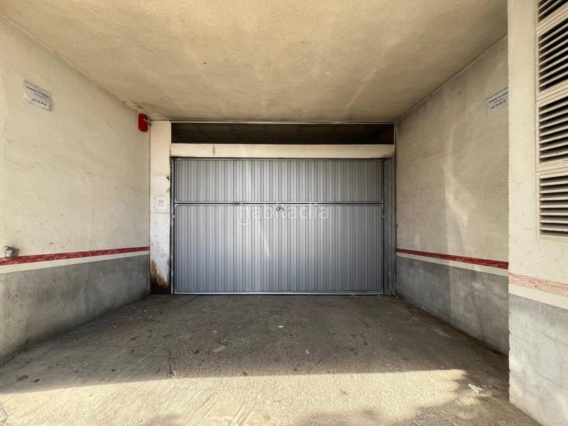 Foto 3597d87e-900d-4f84-a460-8aa14899ee21. Autoparkplatz in Sant Sadurní d´Anoia