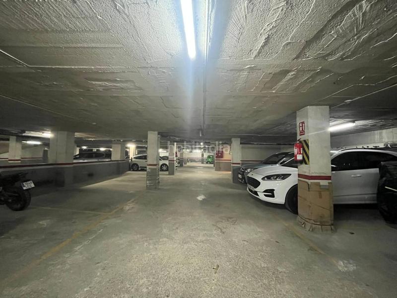 Foto 8a670345-4293-4100-86a2-f353055c1bf8. Autoparkplatz in Sant Sadurní d´Anoia