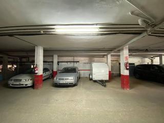 Aparcament cotxe  Plaça de pere ferrer i bosch. Parking en venta en sant sadurní d´anoia