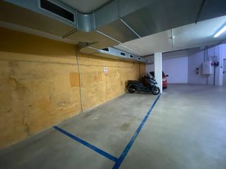 Autoparkplatz in Rambla de la generalitat 21. Aparcamiento en la rambla