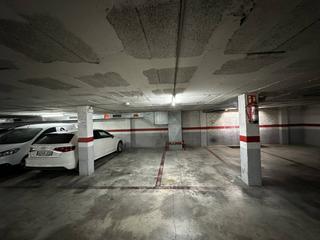 Posto auto  Progres. Garaje en venta en centre vila