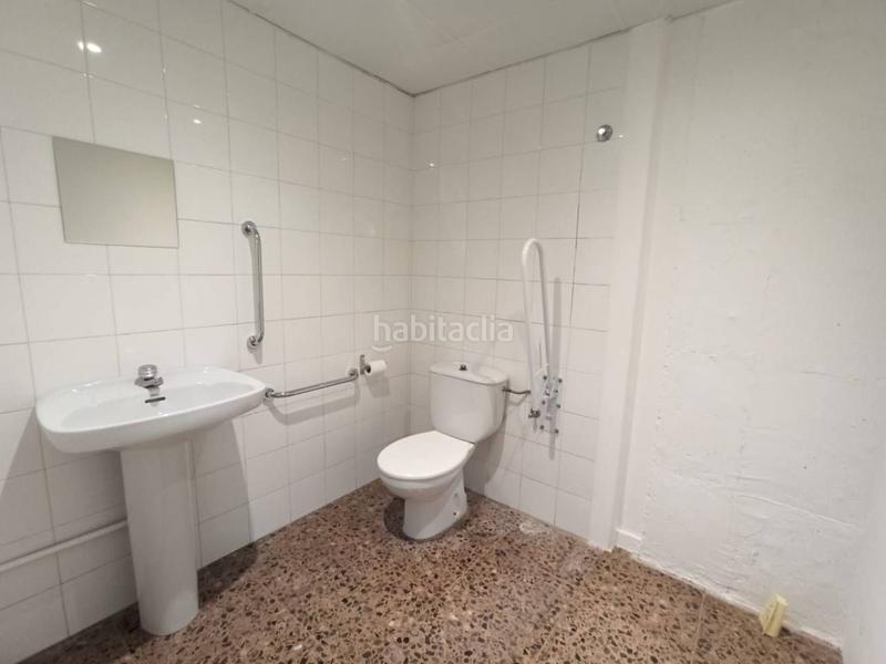 Foto cadf8e56-5f2d-4bce-9f97-552b2759d3e6. Location local commercial dans Sant Sadurní d´Anoia