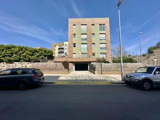 Aparcament cotxe a Carrer jaume guix 7. Venta de garaje en sant sadurní d'anoia