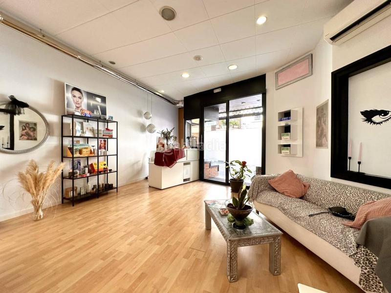 Foto 390a5cfb-2c4f-47d6-935d-2df80011d384. Lloguer local comercial a montserrat 54 a Sant Sadurní d´Anoia